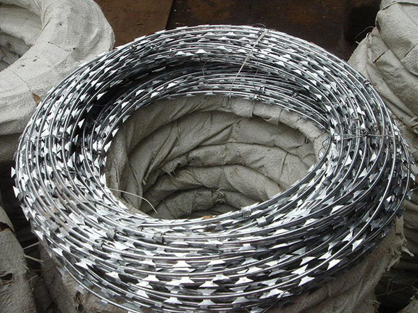 直線式刀片刺繩